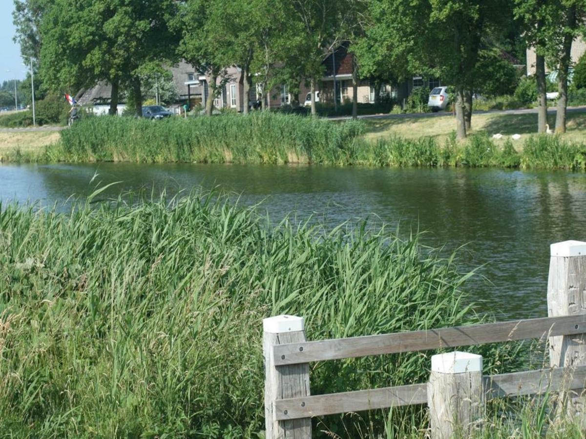 Holiday Home Canal View Алкмаар Екстериор снимка